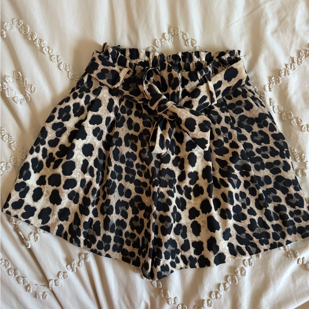Zara High Waist Black and Tan Leopard Shorts